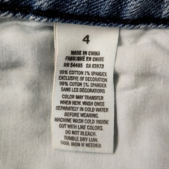 American Eagle Short Denim Shorts With Crochet Side Inserts, Size 4 - Picture 7 of 15